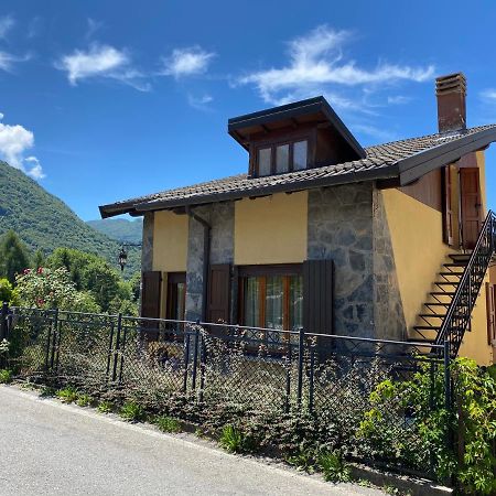 Mansarda Villa Simonetta Esino Lario Extérieur photo
